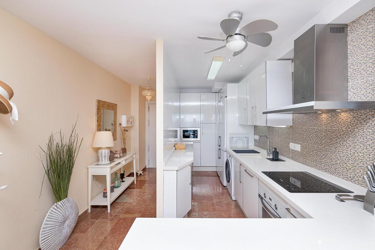 Bhost - The King Apartman Fuengirola Kültér fotó